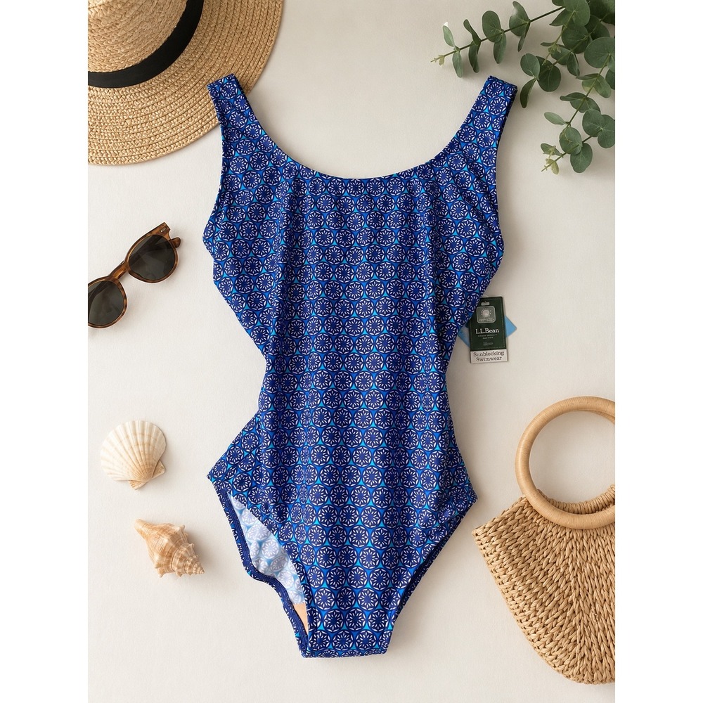 NEW L.L.Bean Blue Geometric Sunblocking One Piece Swimsuit Size 6 REG